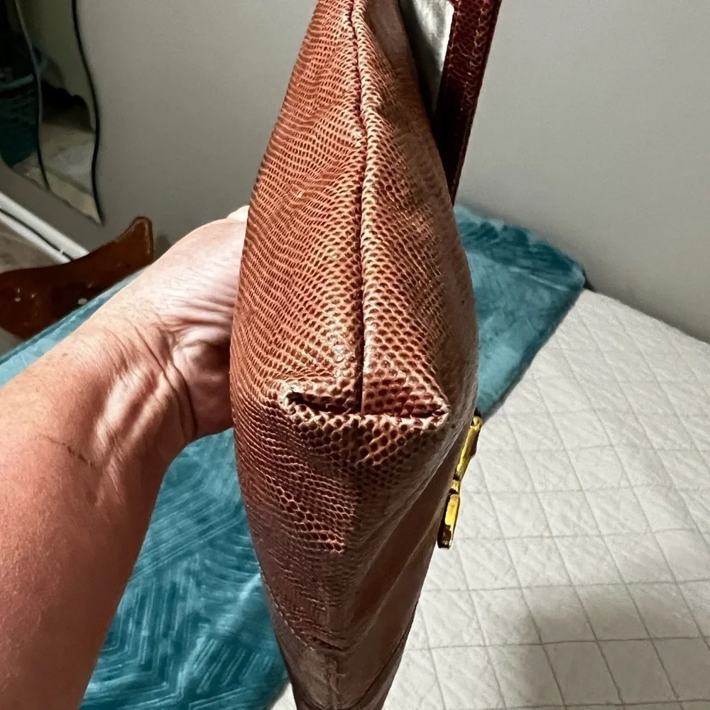 Vintage Ruth Saltz Genuine Lizard Skin With Tags Clutch Magnetic Closure VGUC